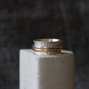 Dual Band Gold and Silver Toad Texture Spinning Ring