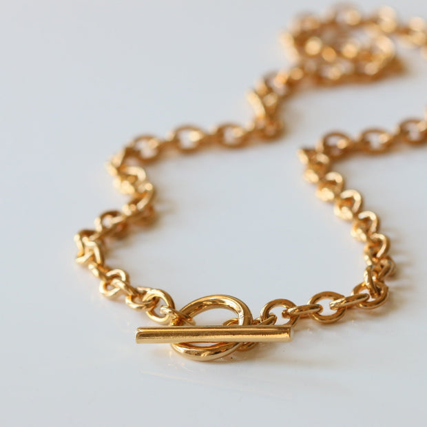 Solo Gold Vermeil T-Bar Necklace