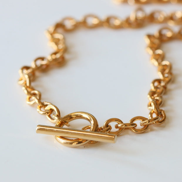Solo Gold Vermeil T-Bar Necklace