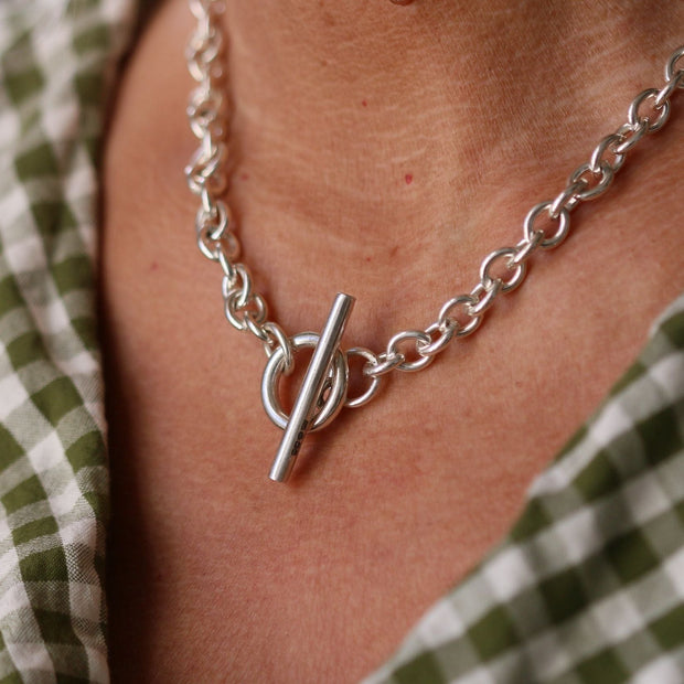 Solo T-Bar Necklace